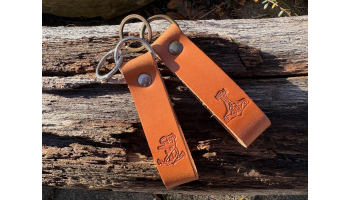 Schlüsselanhänger mit D- Ring, Punziert/ Geprägt