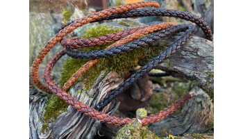 Lederrundbänder mehrfach geflochten