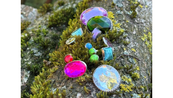 Schmuck / Deko Nieten