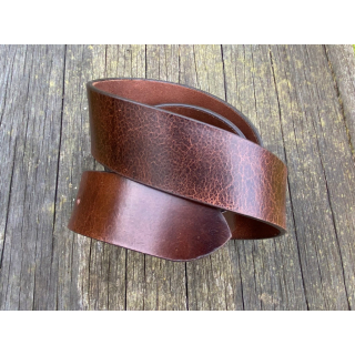 Wasserbüffel-Gürtellederstreifen Kastanie Pull Up, 40 mm, gelocht